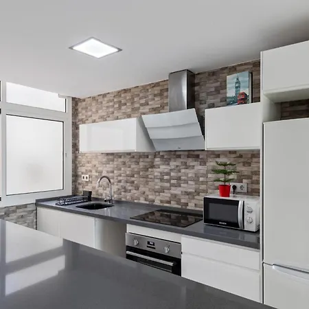 Apartment Europa Sur,playa 500 M,centro 1,9km Malaga