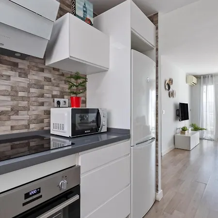 Apartment Europa Sur,playa 500 M,centro 1,9km